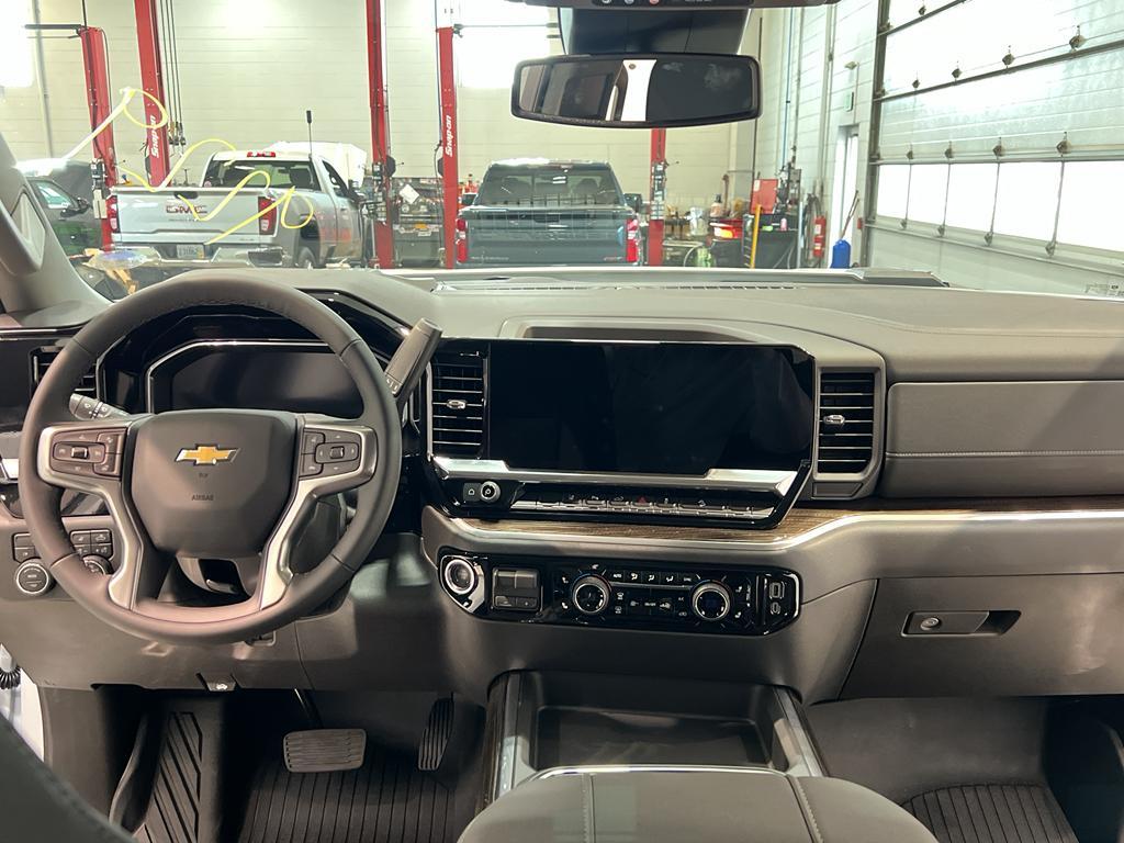 new 2025 Chevrolet Silverado 2500 car, priced at $65,710