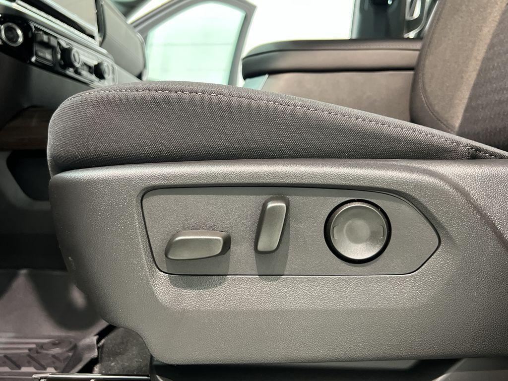 new 2025 Chevrolet Silverado 2500 car, priced at $65,710