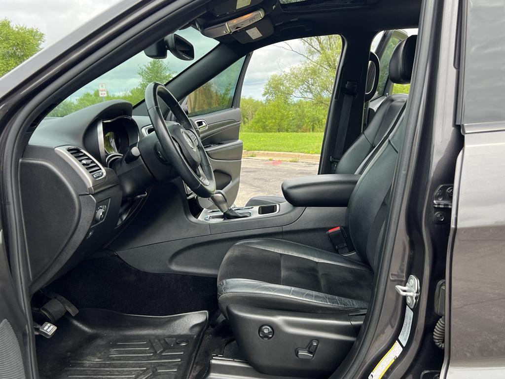 used 2018 Jeep Grand Cherokee car, priced at $17,495