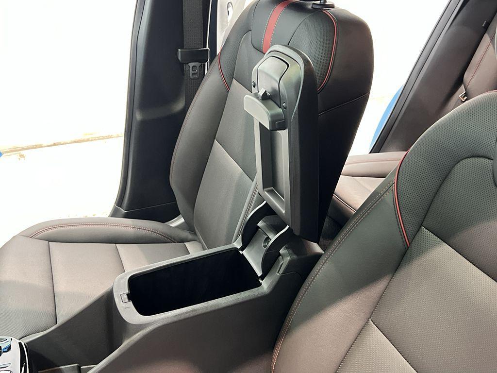 new 2025 Chevrolet Trax car, priced at $27,680