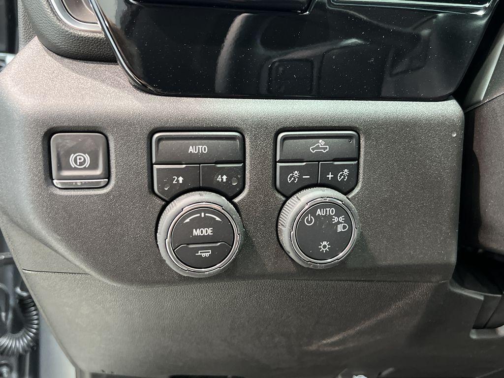 new 2025 Chevrolet Silverado 1500 car, priced at $52,595