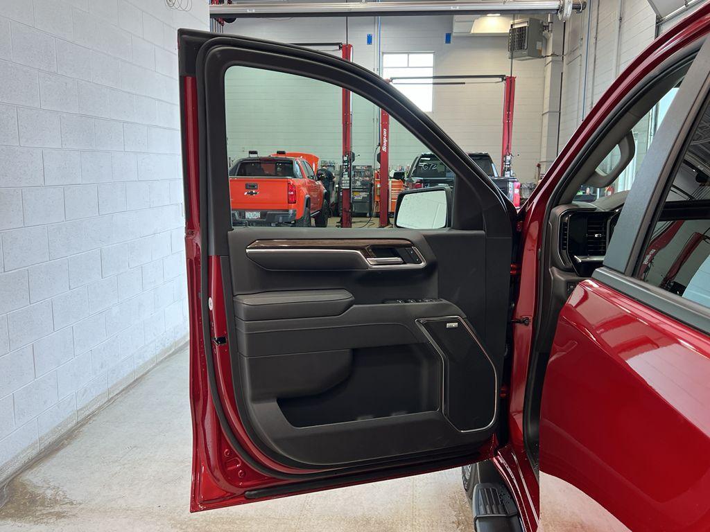 new 2025 Chevrolet Silverado 1500 car, priced at $61,740