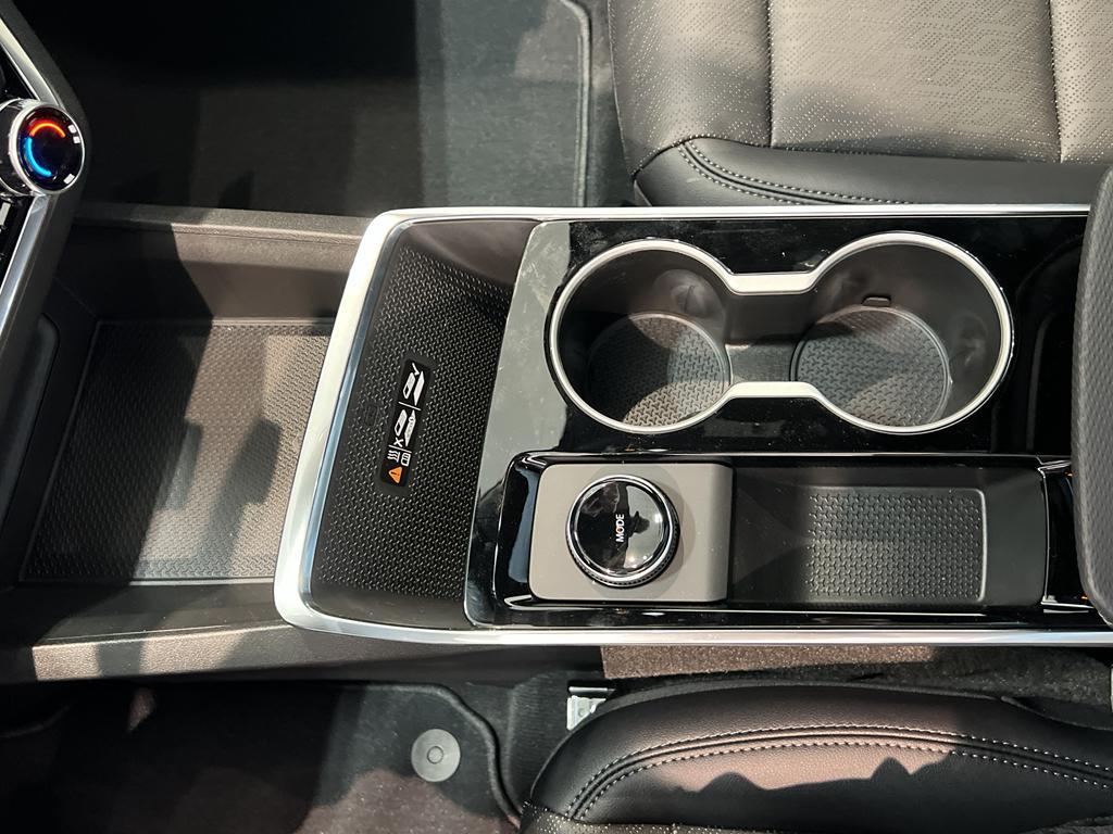 new 2026 Chevrolet Equinox car, priced at $33,495