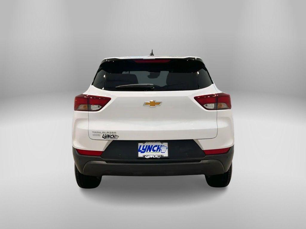 new 2025 Chevrolet TrailBlazer car, priced at $27,285