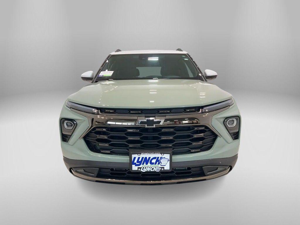 new 2025 Chevrolet TrailBlazer car, priced at $34,105