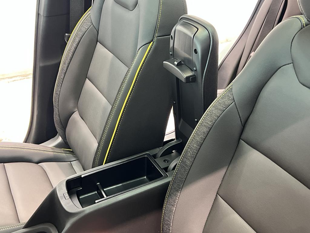 new 2025 Chevrolet TrailBlazer car, priced at $34,105