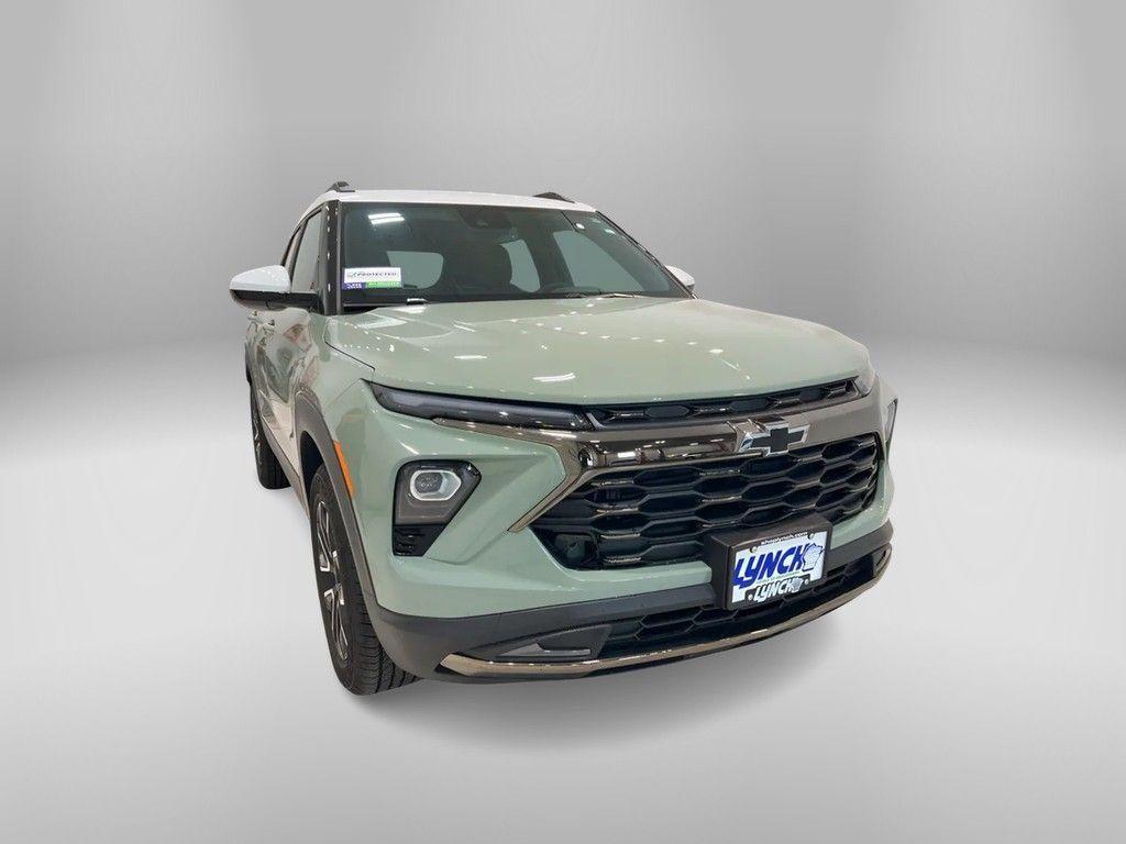 new 2025 Chevrolet TrailBlazer car, priced at $34,105