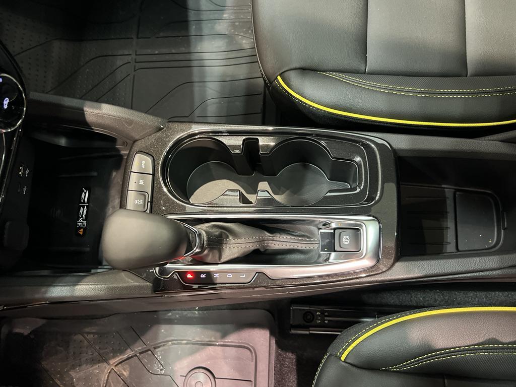 new 2025 Chevrolet TrailBlazer car, priced at $34,105
