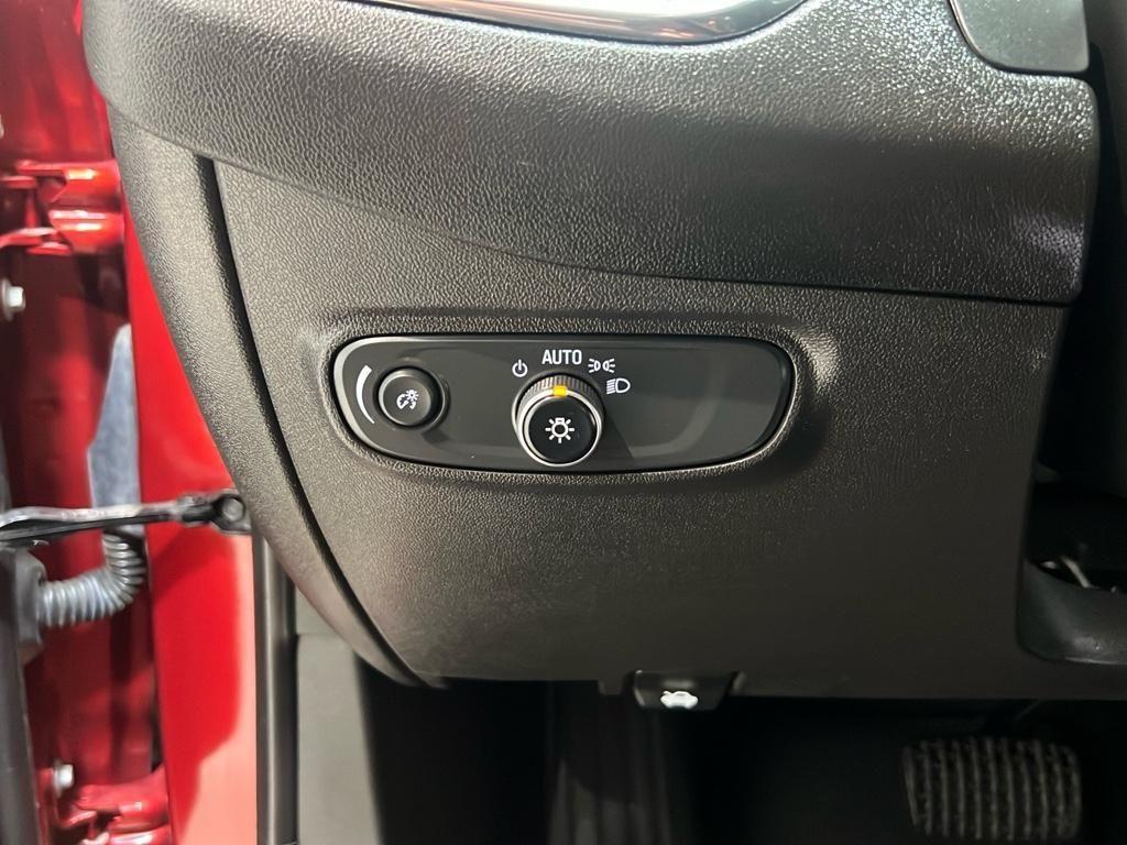 used 2023 Chevrolet Equinox car, priced at $23,395