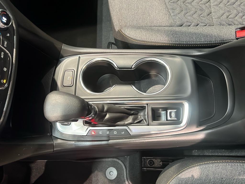 used 2023 Chevrolet Equinox car, priced at $23,395