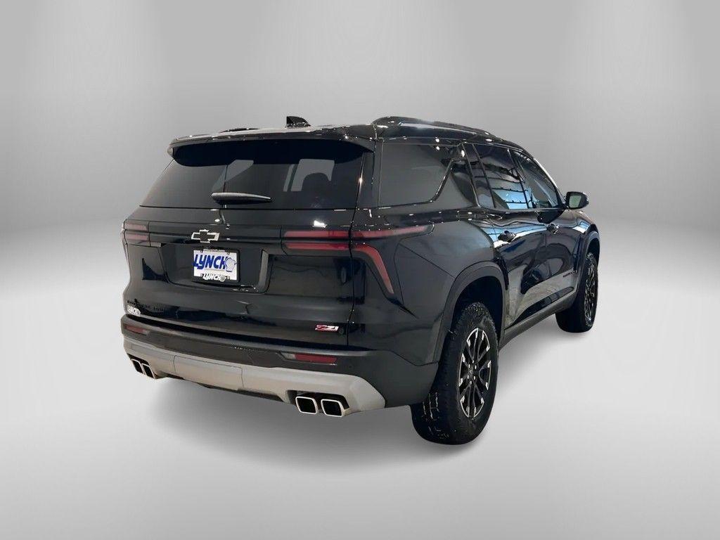 new 2025 Chevrolet Traverse car