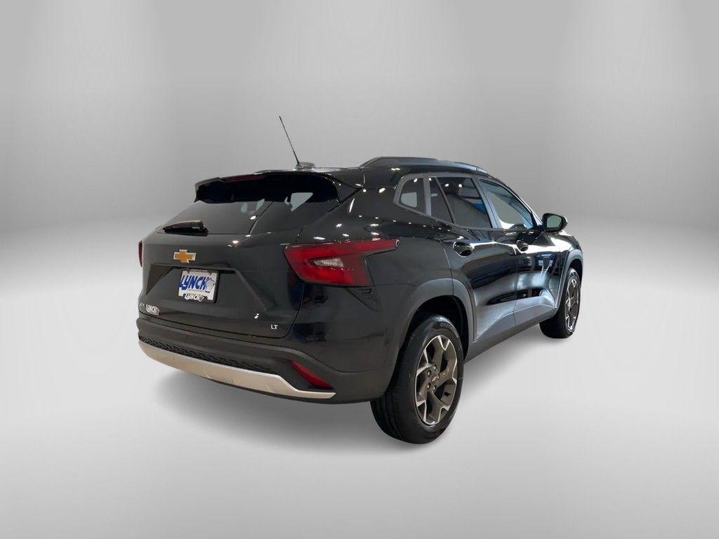 new 2025 Chevrolet Trax car