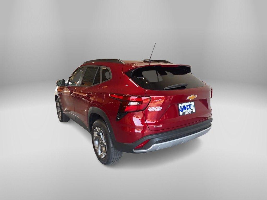 new 2025 Chevrolet Trax car