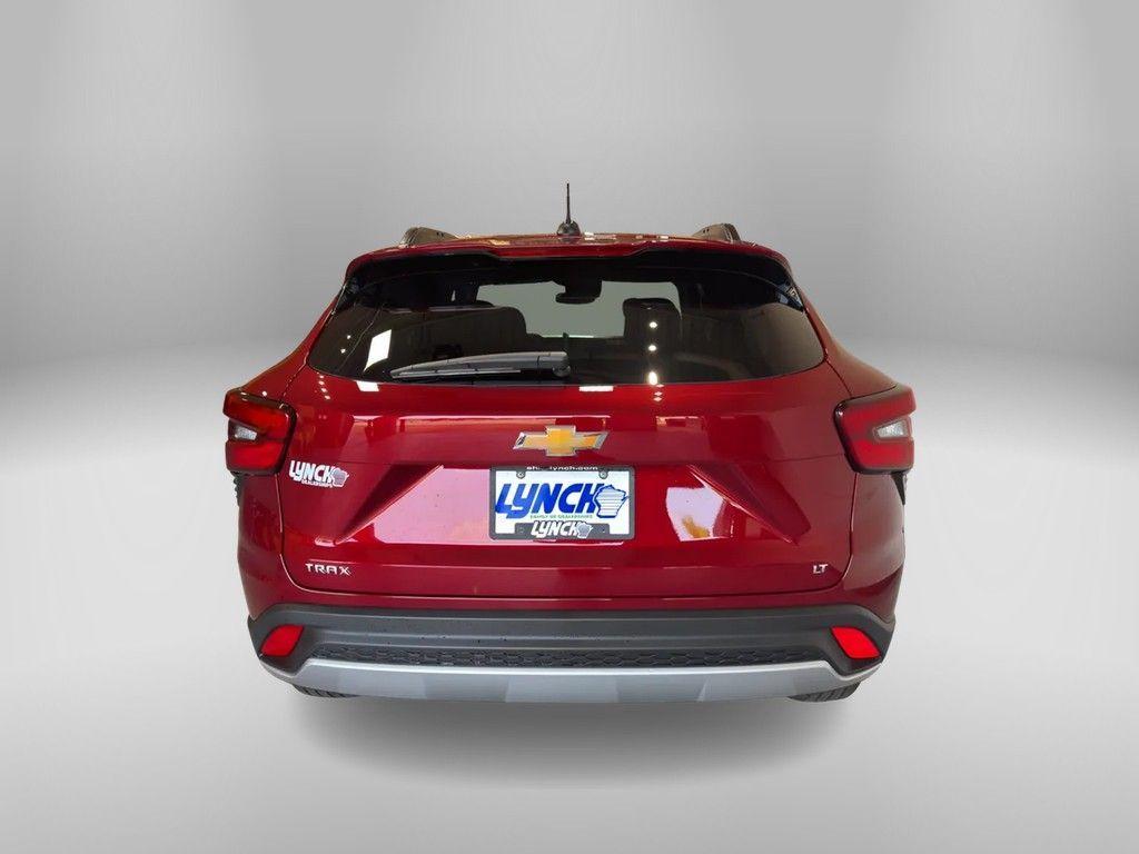 new 2025 Chevrolet Trax car