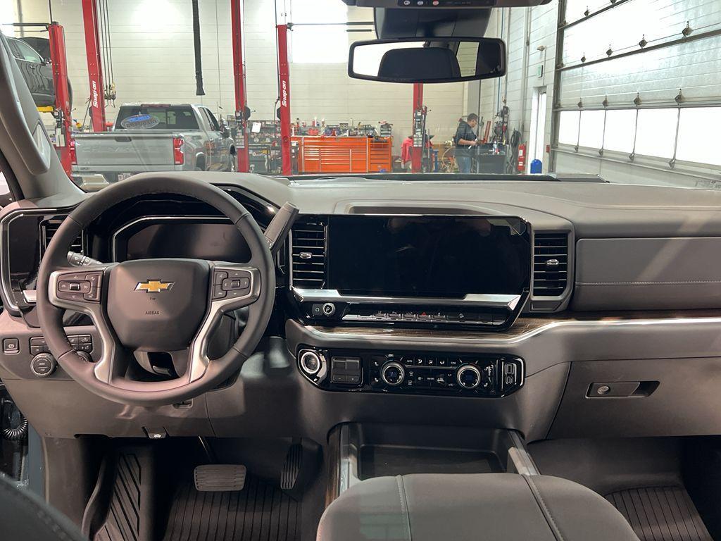 new 2025 Chevrolet Silverado 2500 car, priced at $64,635