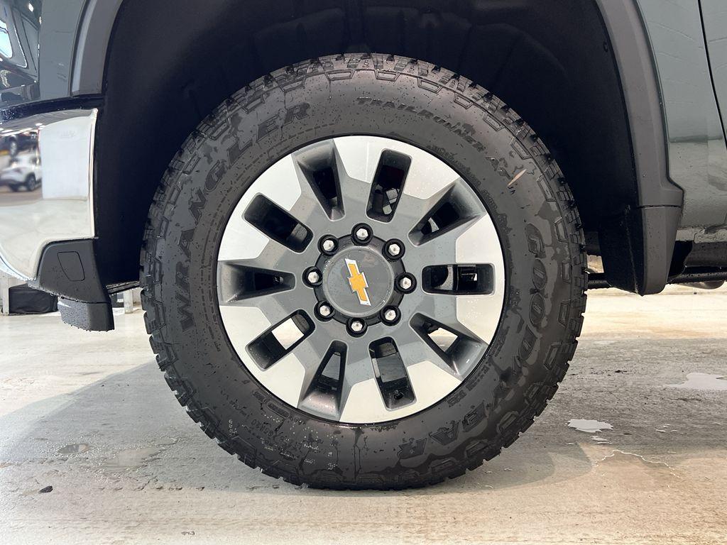 new 2025 Chevrolet Silverado 2500 car, priced at $64,635