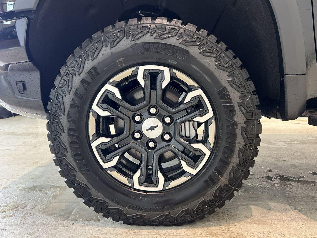 new 2025 Chevrolet Silverado 1500 car, priced at $72,370