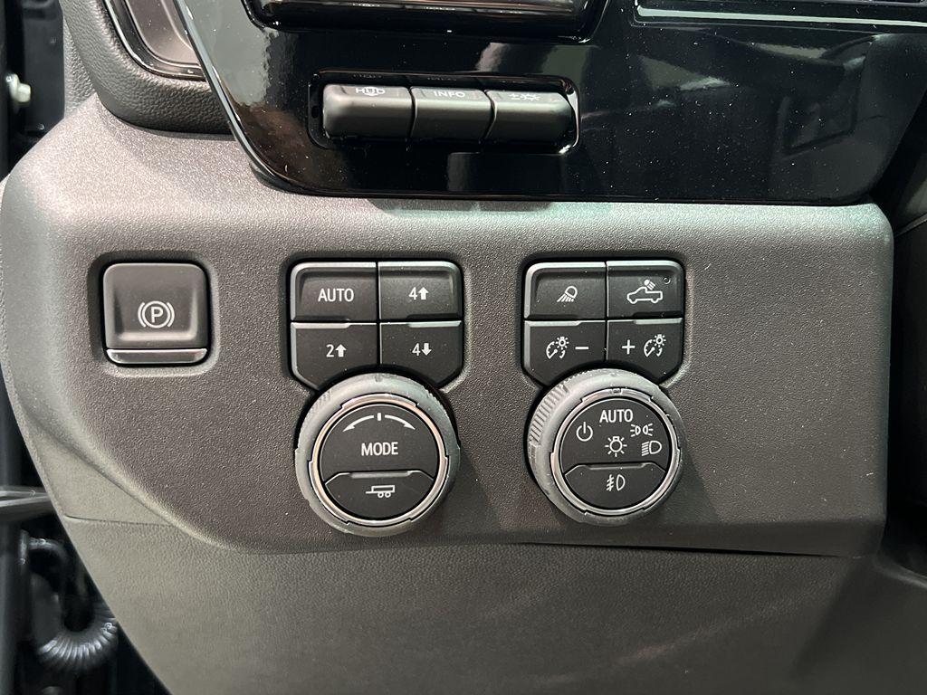 new 2025 Chevrolet Silverado 1500 car, priced at $72,370
