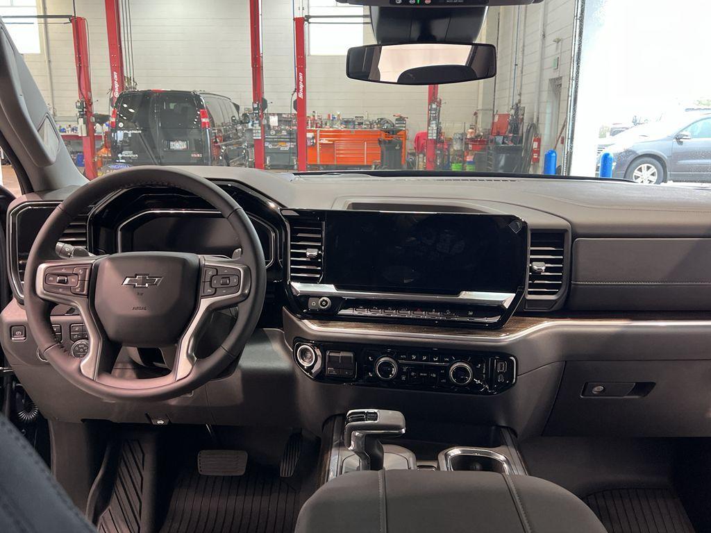 new 2025 Chevrolet Silverado 1500 car, priced at $62,225