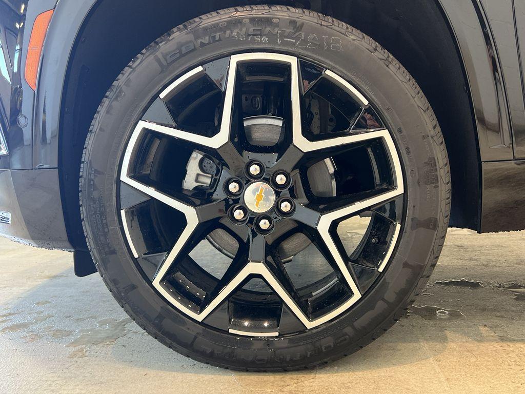 new 2025 Chevrolet Traverse car, priced at $57,295