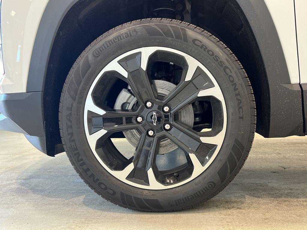 new 2026 Chevrolet Equinox car, priced at $34,640