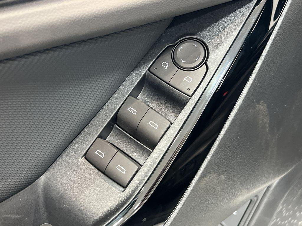 new 2026 Chevrolet Equinox car, priced at $34,640