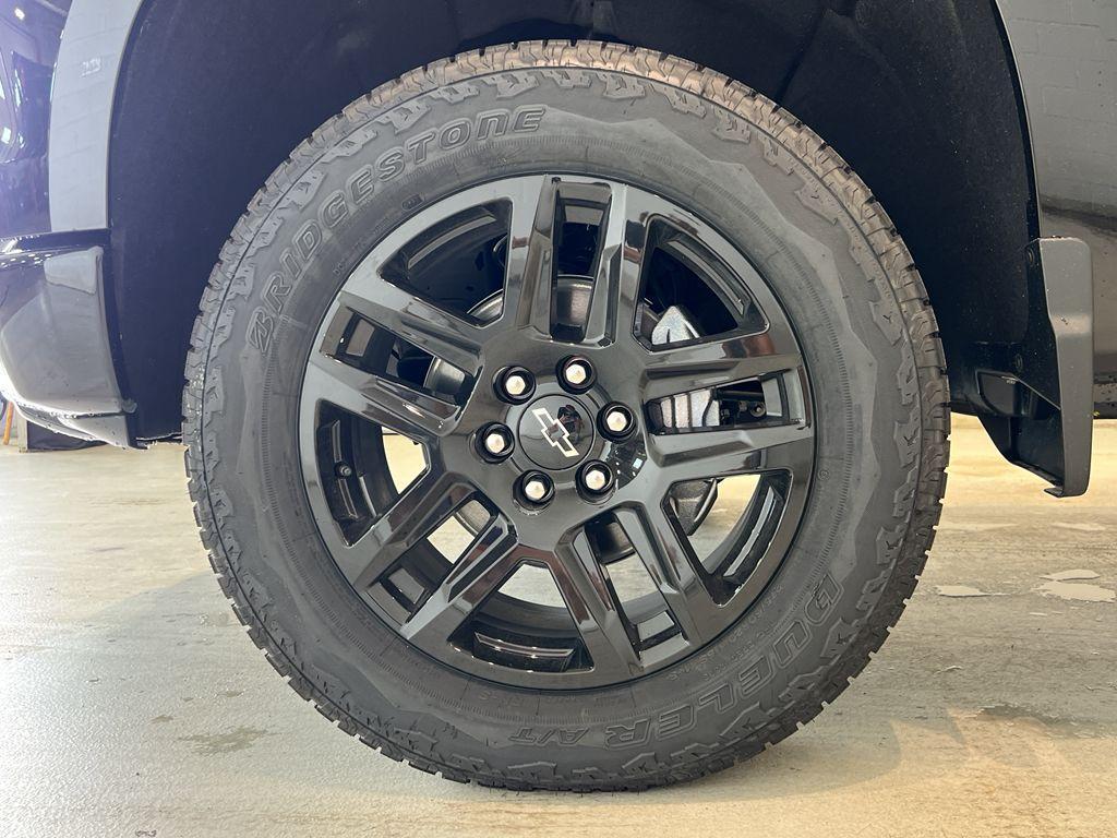 new 2025 Chevrolet Silverado 1500 car, priced at $63,240