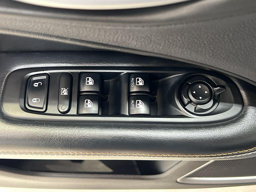 used 2018 Jeep Compass car, priced at $12,295
