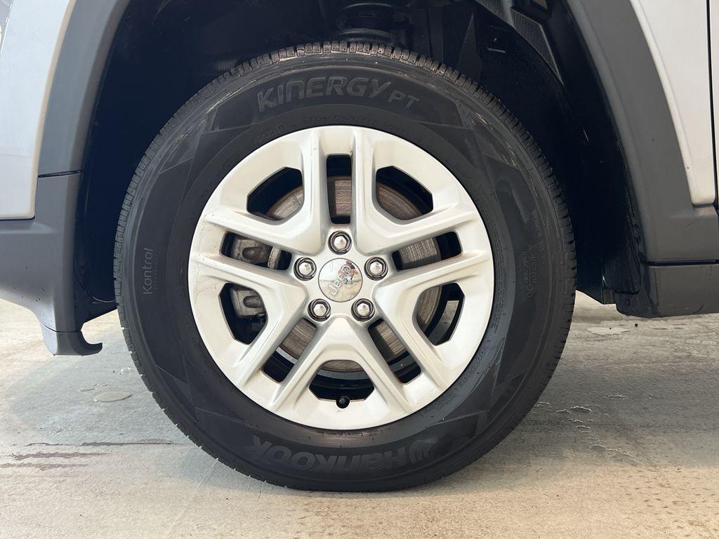used 2018 Jeep Compass car, priced at $12,295
