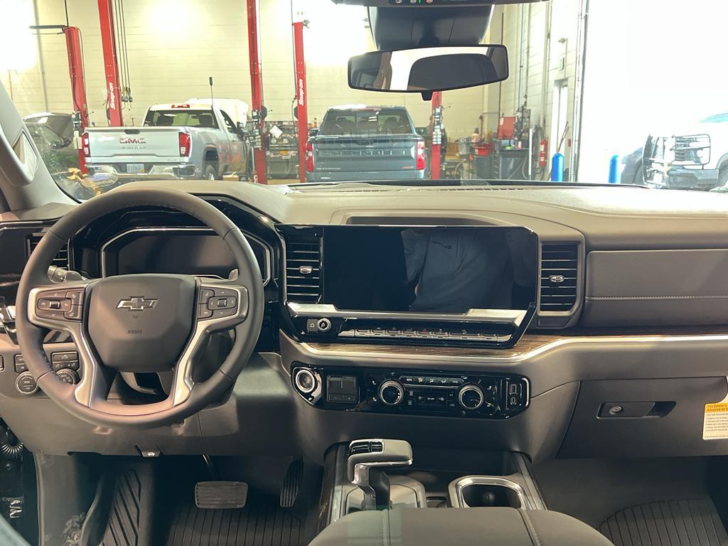 new 2025 Chevrolet Silverado 1500 car, priced at $61,770