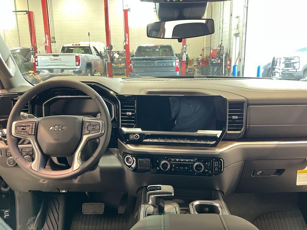 new 2025 Chevrolet Silverado 1500 car, priced at $61,270