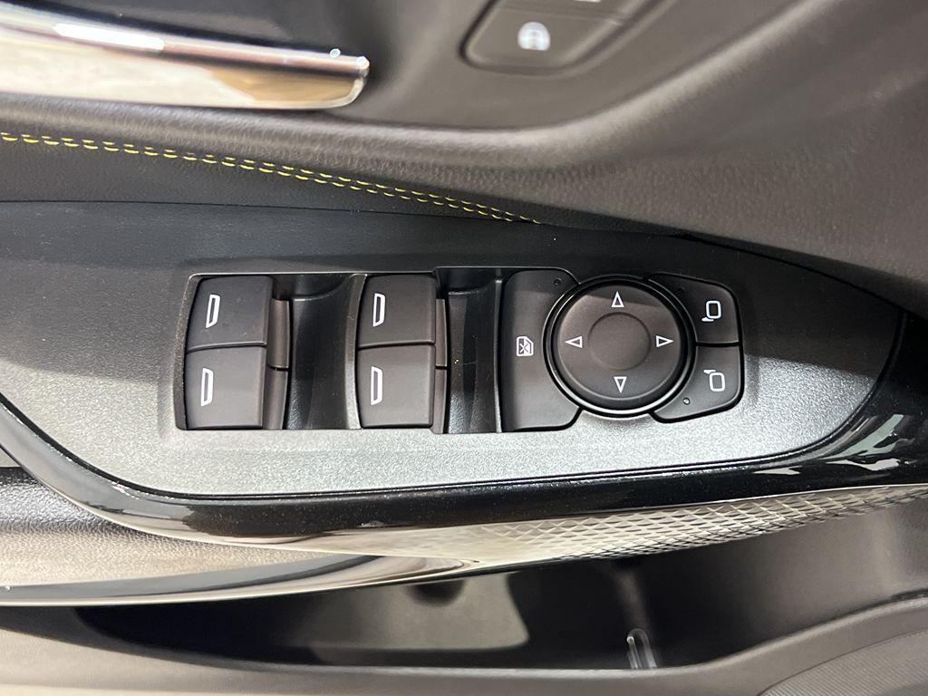 new 2025 Chevrolet Trax car, priced at $25,660