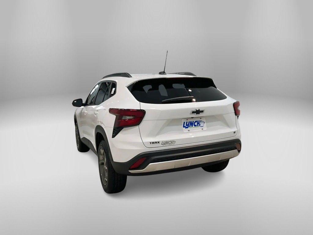 new 2025 Chevrolet Trax car, priced at $25,660