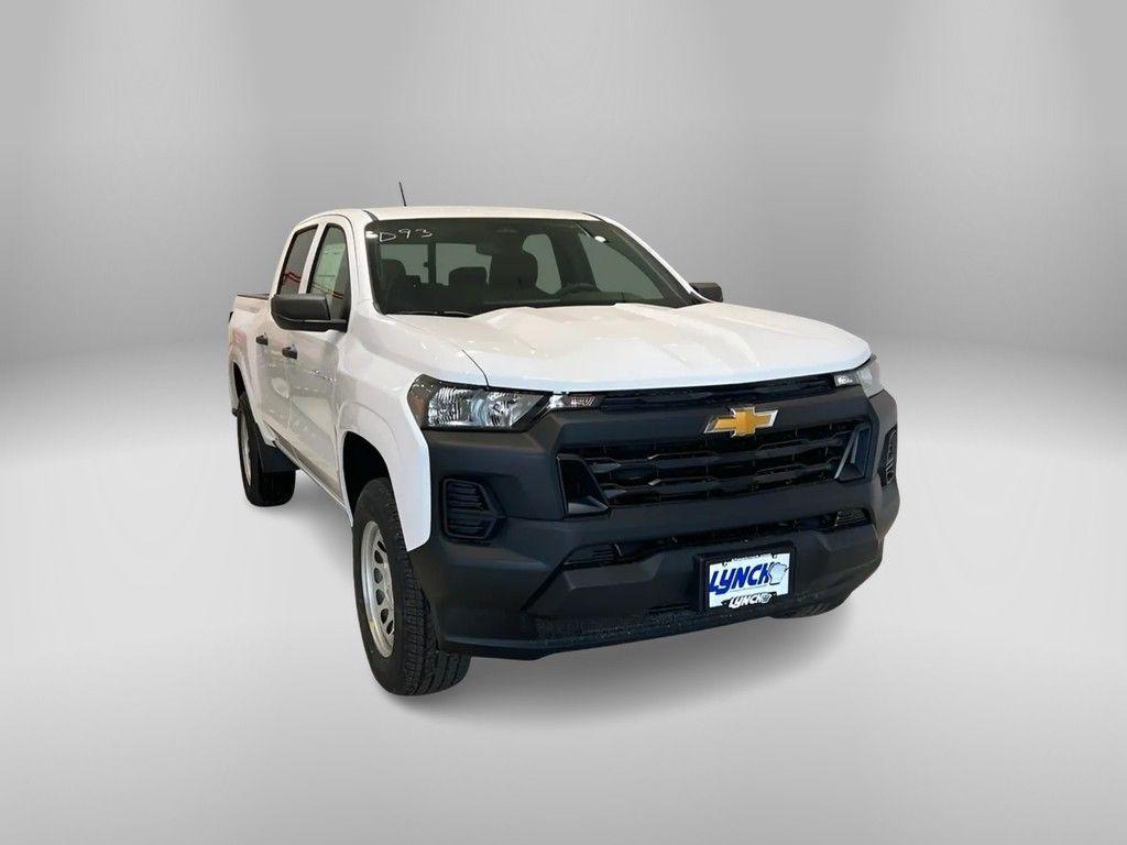 new 2025 Chevrolet Colorado car, priced at $35,235