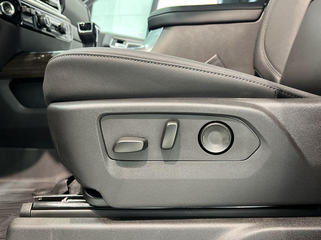 new 2025 Chevrolet Silverado 1500 car, priced at $62,245