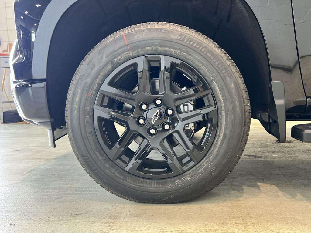 new 2025 Chevrolet Silverado 1500 car, priced at $62,245