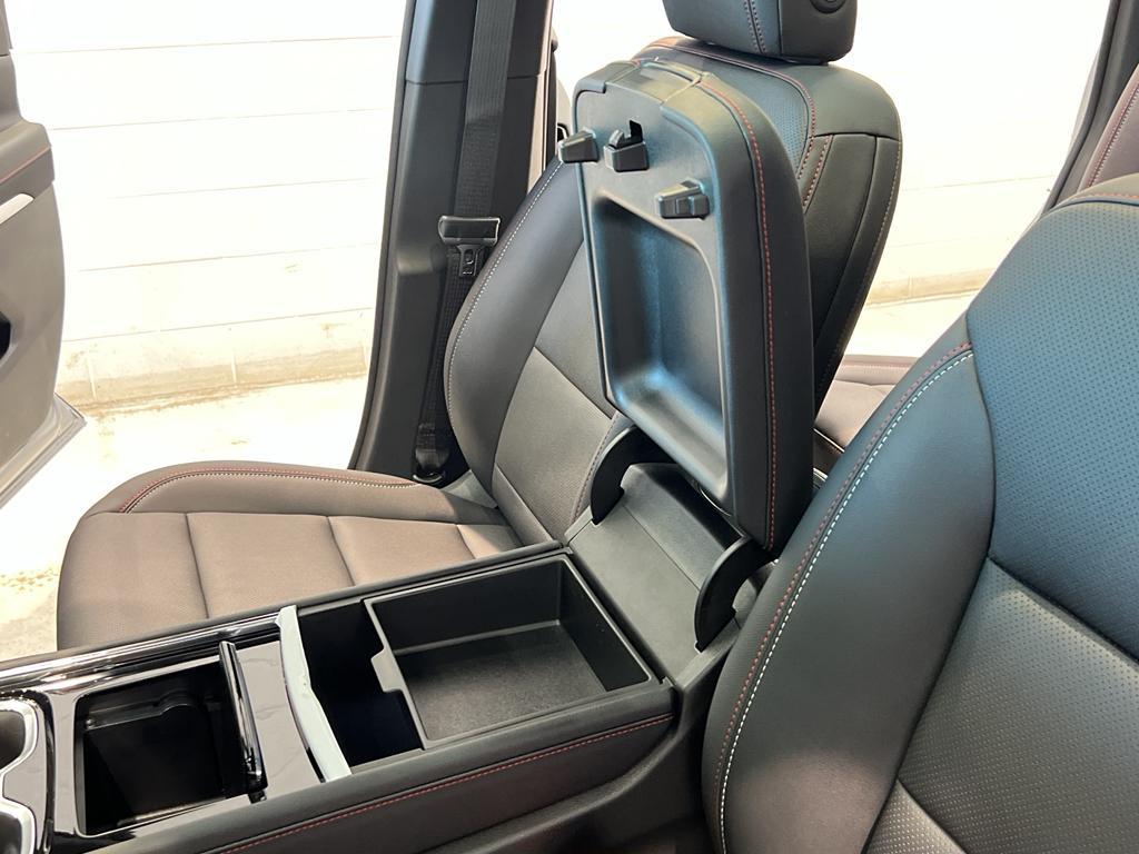 new 2026 Chevrolet Traverse car