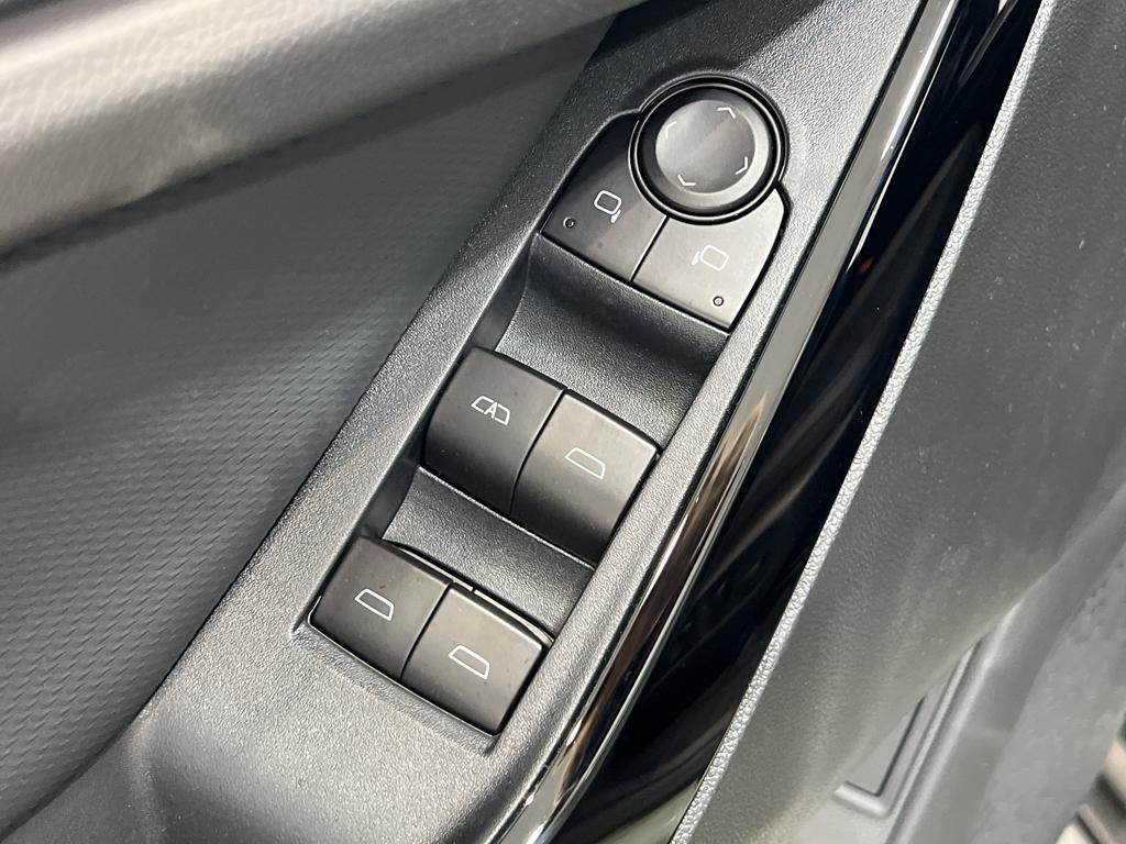 new 2026 Chevrolet Equinox car, priced at $36,410