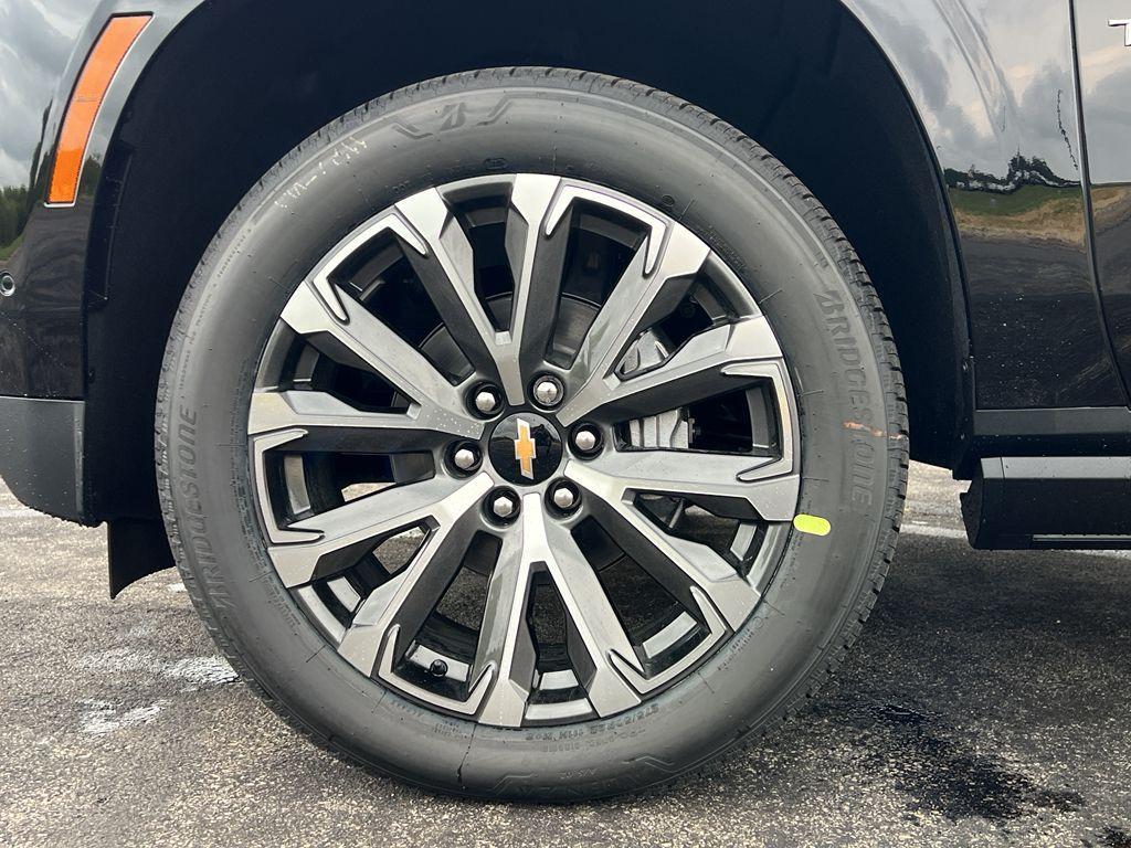 new 2025 Chevrolet Tahoe car, priced at $93,725
