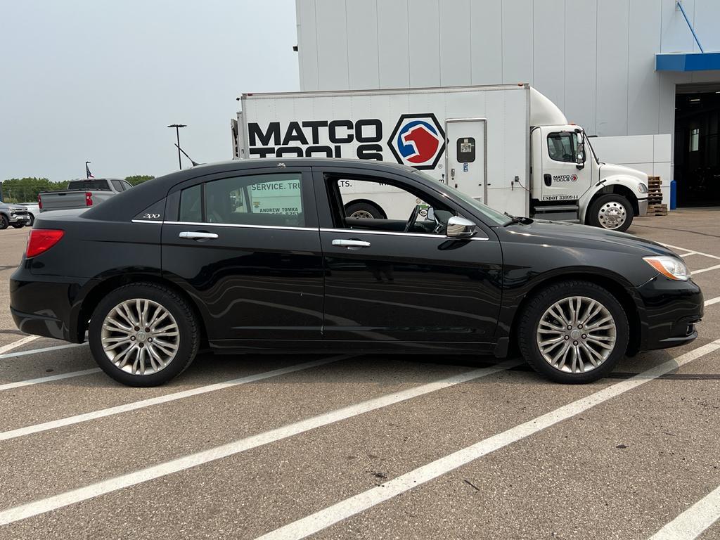 used 2012 Chrysler 200 car, priced at $8,895