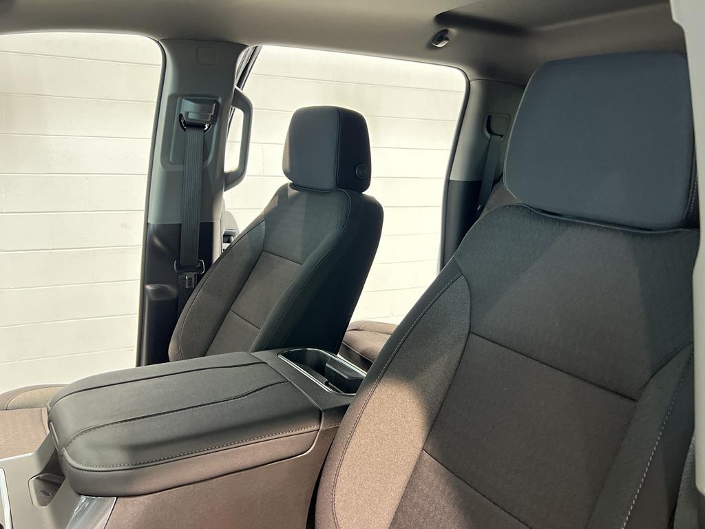 new 2025 Chevrolet Silverado 2500 car, priced at $66,100