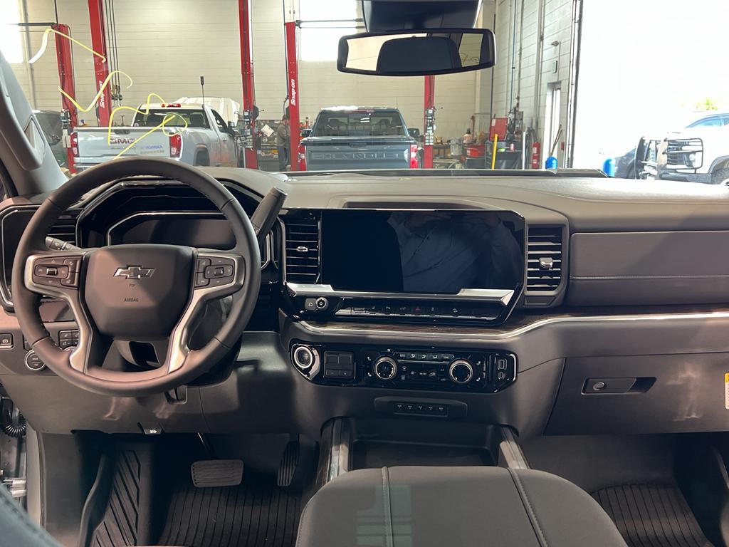 new 2025 Chevrolet Silverado 2500 car, priced at $66,100