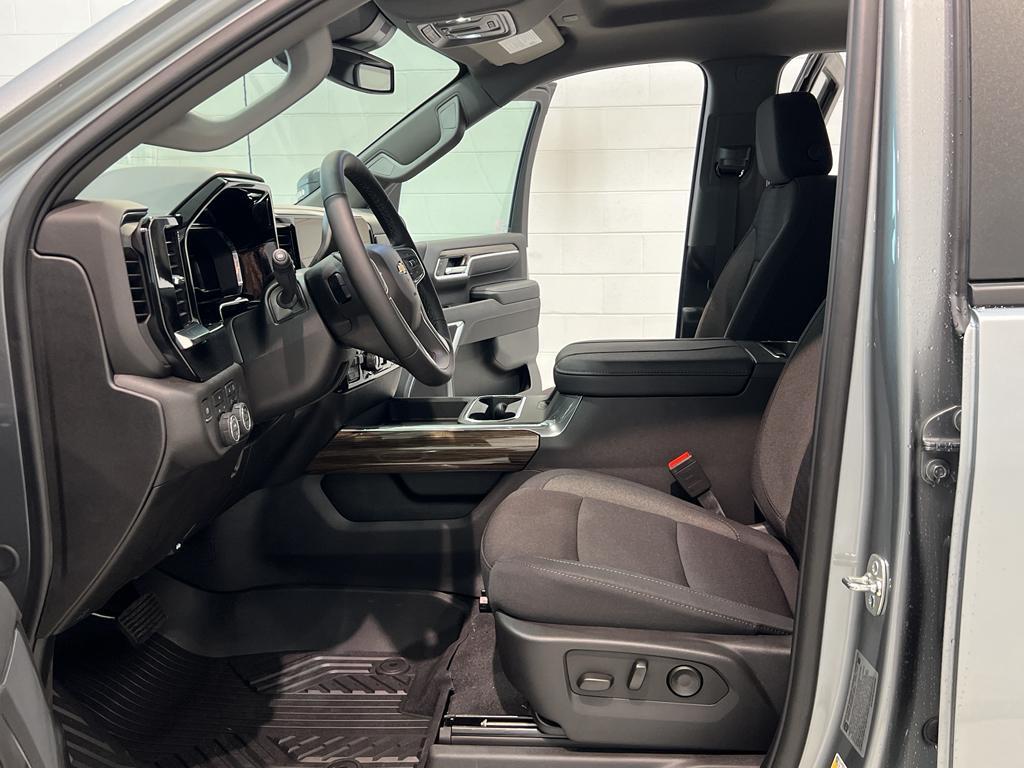 new 2025 Chevrolet Silverado 2500 car, priced at $62,489