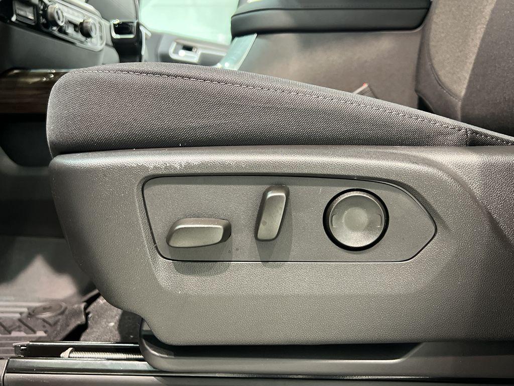 new 2025 Chevrolet Silverado 1500 car, priced at $62,225