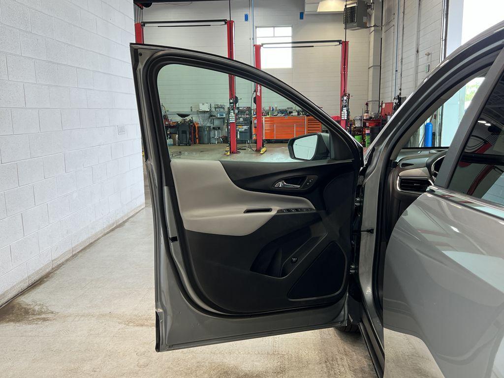 used 2023 Chevrolet Equinox car, priced at $24,795