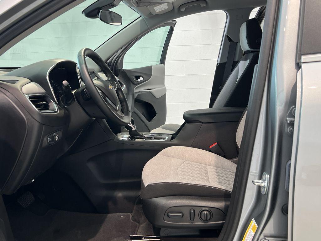 used 2023 Chevrolet Equinox car, priced at $24,795