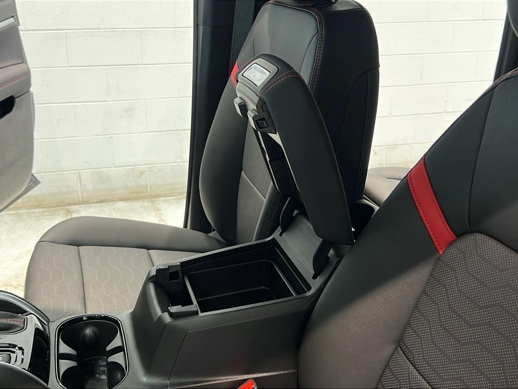 new 2025 Chevrolet Colorado car