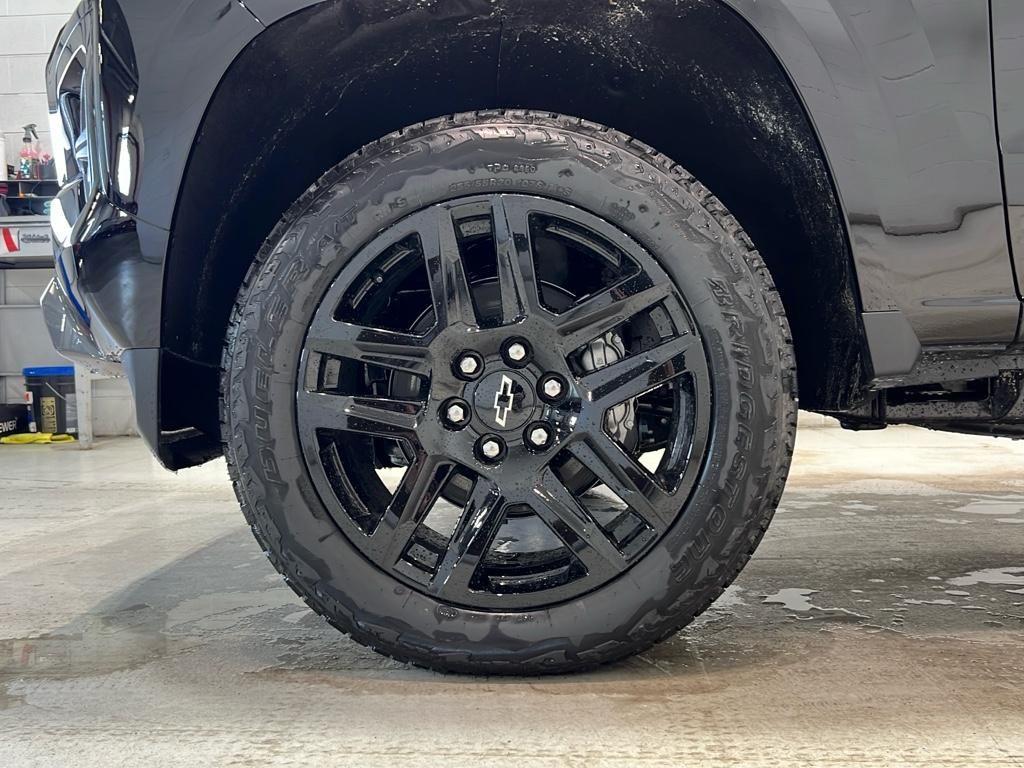 new 2025 Chevrolet Colorado car