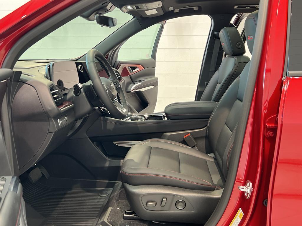 new 2026 Chevrolet Traverse car, priced at $54,615