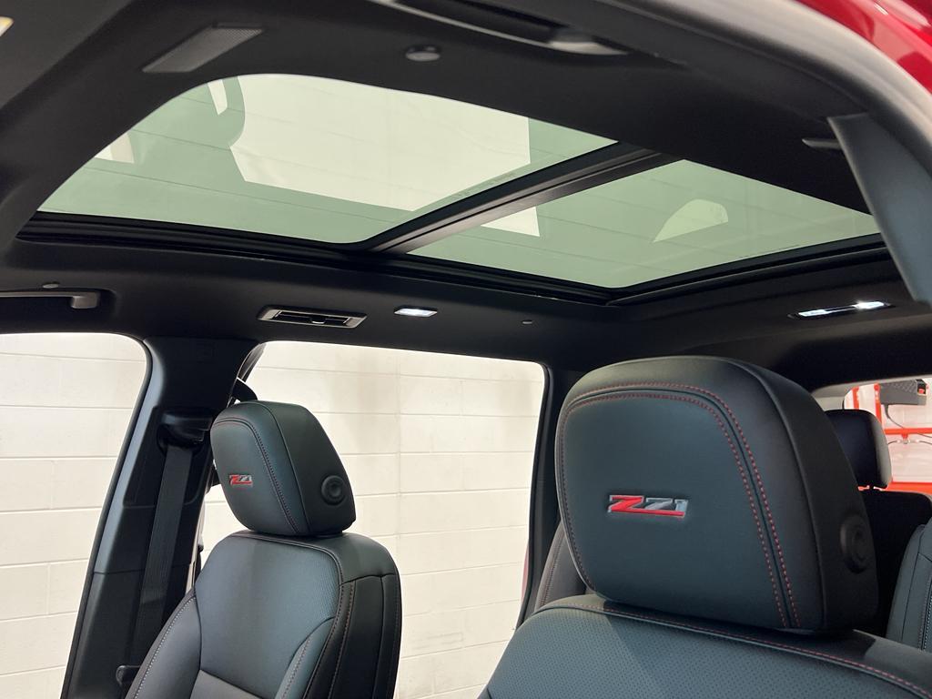 new 2026 Chevrolet Traverse car, priced at $54,615